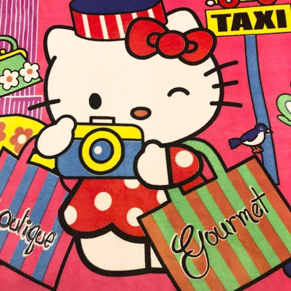 Hello Kitty Broadway Fleece Blanket 73 x 60 Inch Size - Picture 2 of 16